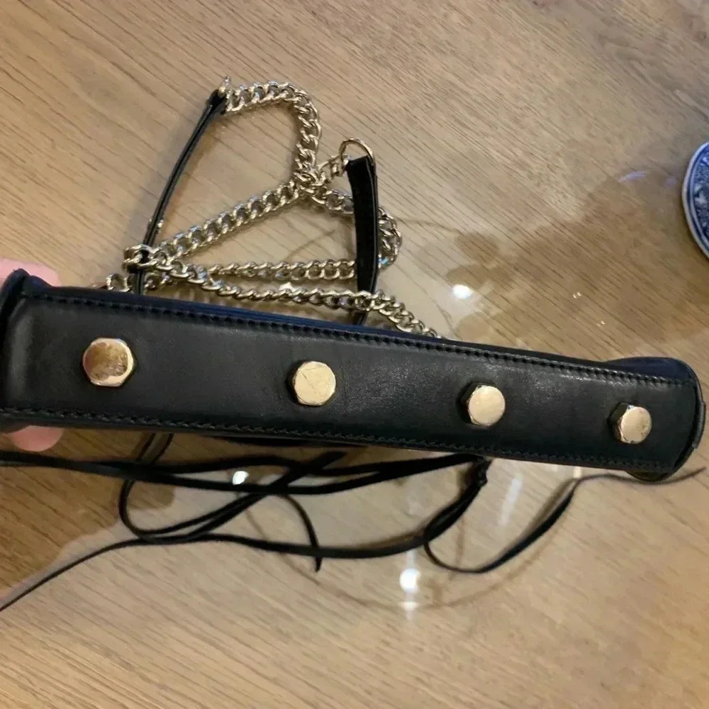 Rebecca Minkoff Black Leather Crossbody Bag with Zipper Detail - Picture 6 of 10